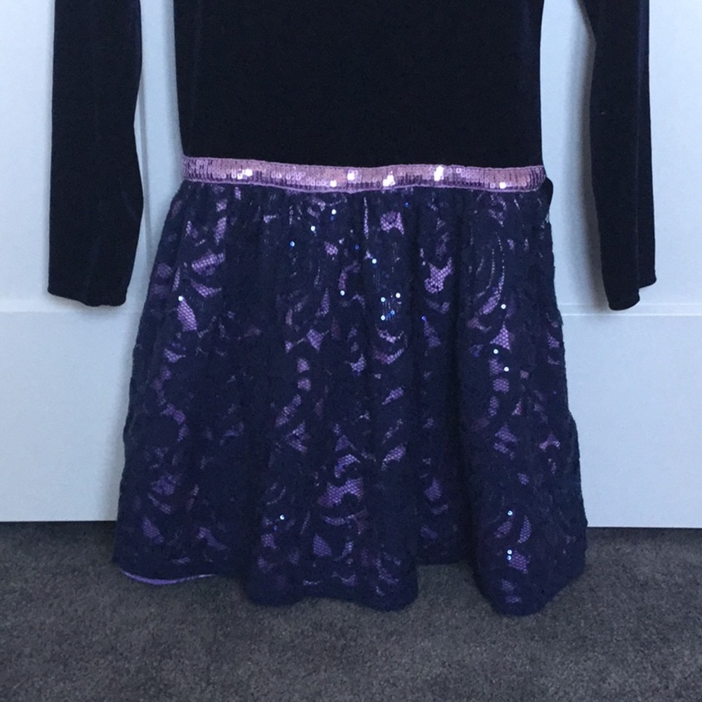 Dress - Picture 2 of 5